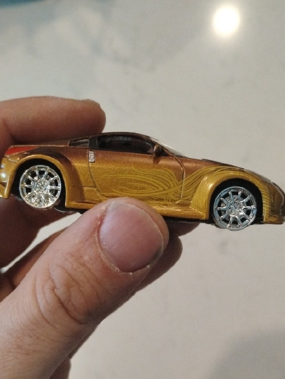 Nissan 350Z In Metallic Bronze (No Tires) - Picture 8 of 14